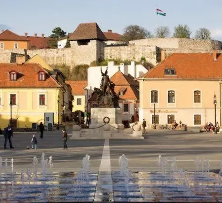 Fortuna Mini2 Apartment Eger